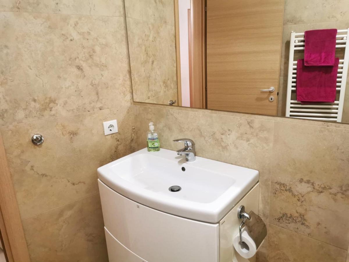 Contemporary Central Apartment In Cluj Napoca Extérieur photo